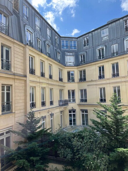 Bureau dans Paris à louer - Photo de l’immeuble – Image 1 sur 5