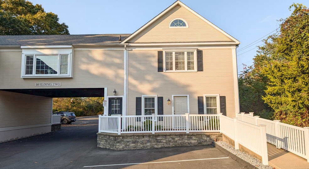 123 Elm St, Old Saybrook, CT à louer - Photo de l’immeuble – Image 2 sur 7