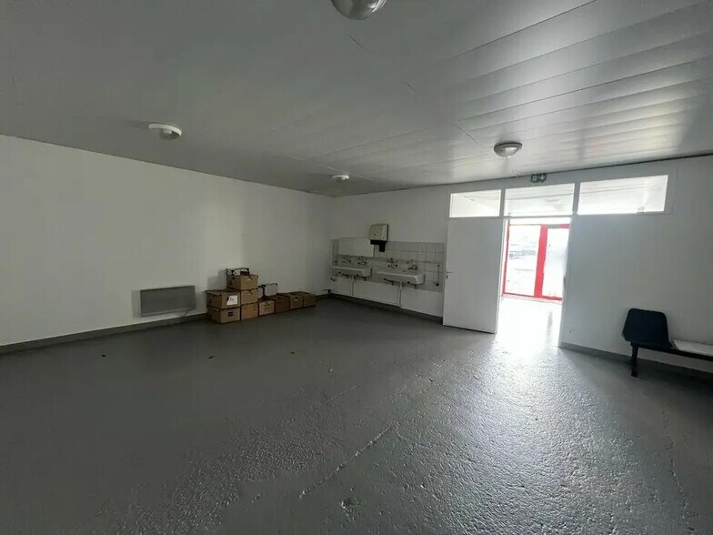 Local d’activités dans Tancarville à louer - Photo intérieure – Image 2 sur 5