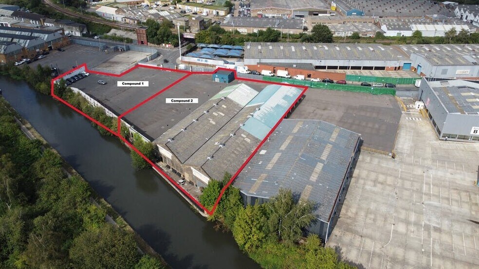 28-40 Hythe Rd, Londres à louer - Photo de l’immeuble – Image 2 sur 4