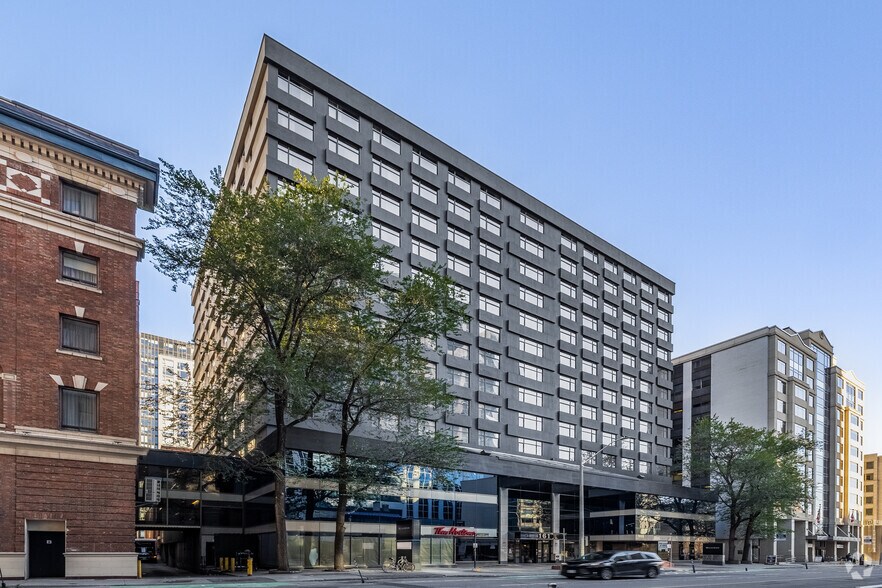 161 Laurier Av W, Ottawa, ON à louer - Photo de l’immeuble – Image 2 sur 24