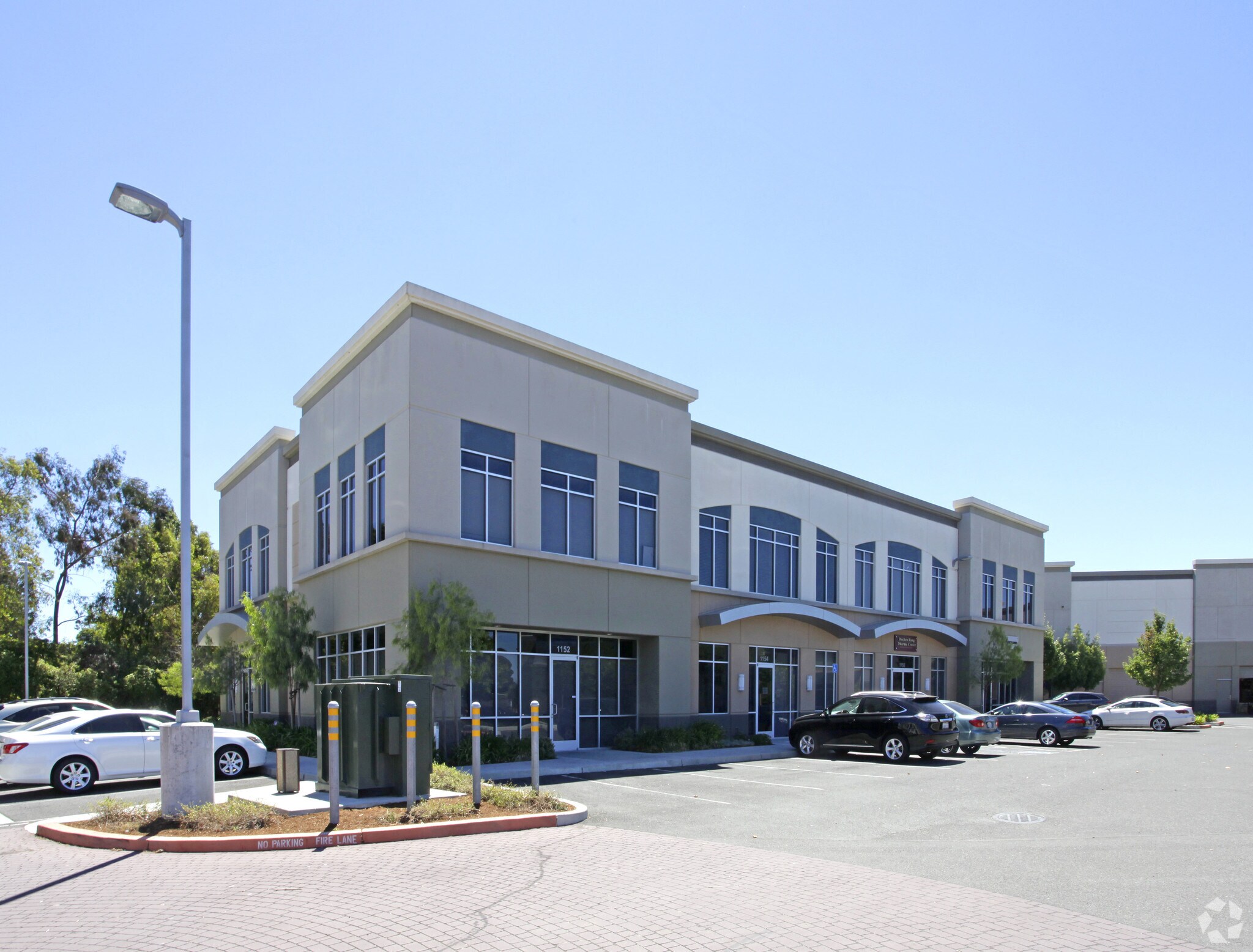 1144-1158 Cadillac Ct, Milpitas, CA à louer Photo principale– Image 1 sur 28