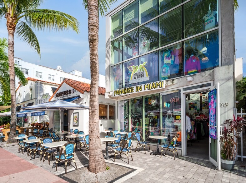 919 Collins Ave, Miami Beach, FL à louer - Photo principale – Image 1 sur 9