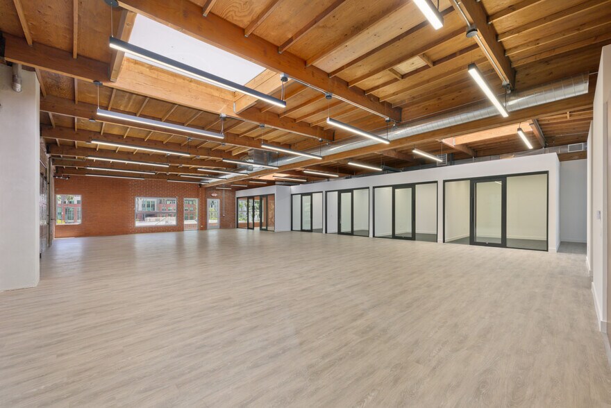 1524 Cloverfield Blvd, Santa Monica, CA à louer - Photo de l’immeuble – Image 2 sur 10