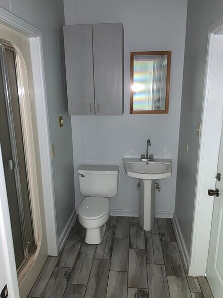 338 N University Dr, Nacogdoches, TX à louer - Photo intérieure – Image 2 sur 7