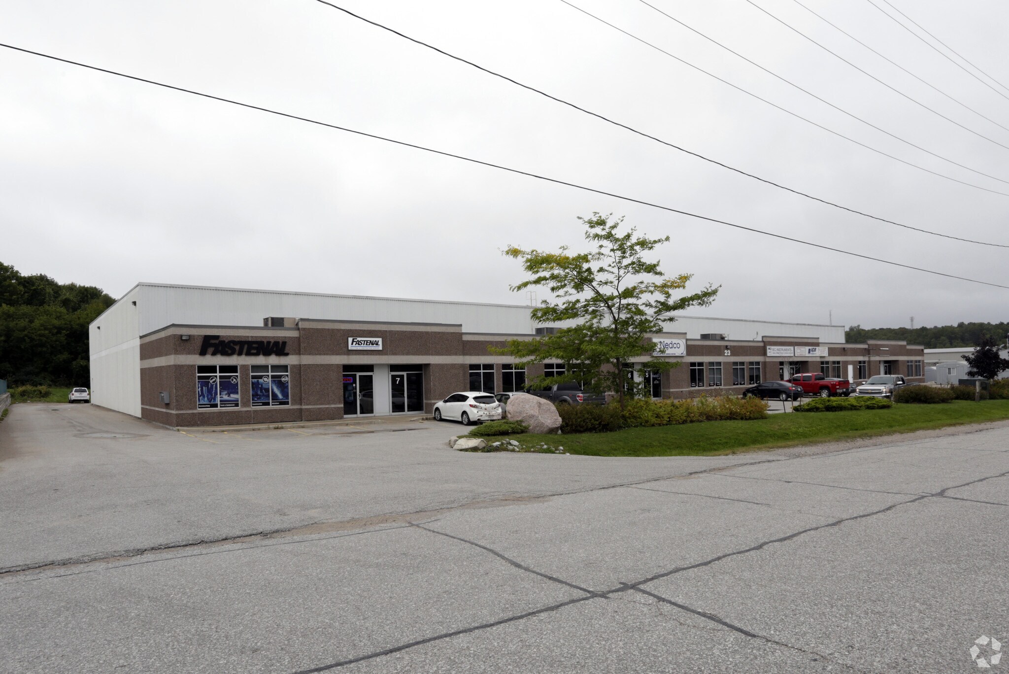 23 Progress Dr, Orillia, ON à vendre Photo principale– Image 1 sur 4