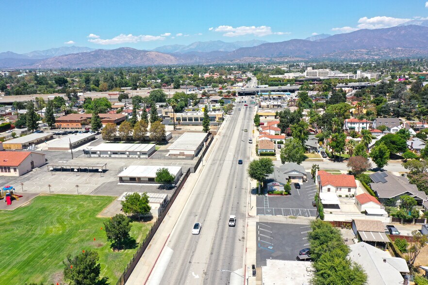 1192 Garey Ave, Pomona, CA à vendre - Aérien – Image 3 sur 23