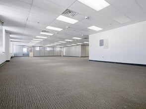 150 Hopper Ave, Waldwick, NJ à louer Photo intérieure– Image 2 sur 10