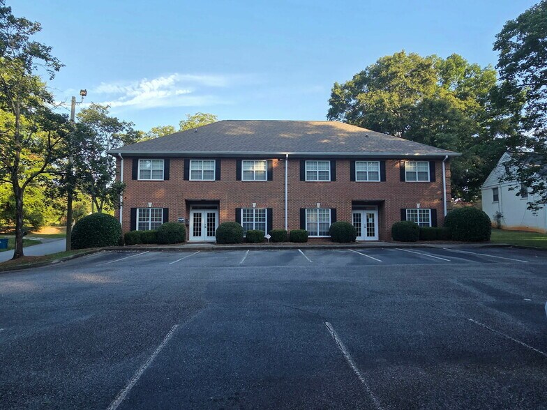375 Gaines School Rd, Athens, GA à louer - Photo de l’immeuble – Image 3 sur 4