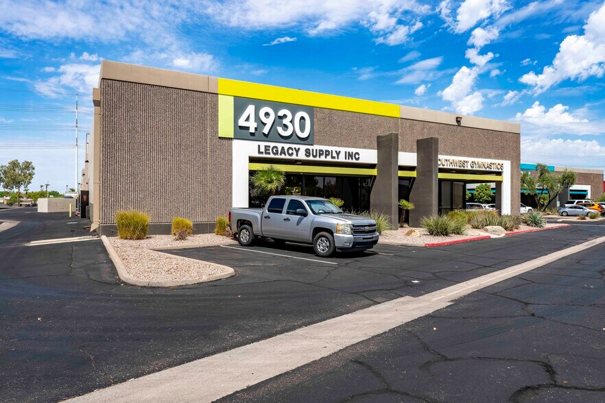 5010 S Ash Ave, Tempe, AZ à louer - Photo de l’immeuble – Image 2 sur 13