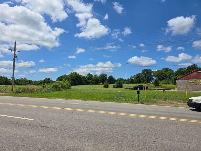 2446 Jackson st, Hugo, OK à vendre - Photo de l’immeuble – Image 2 sur 6