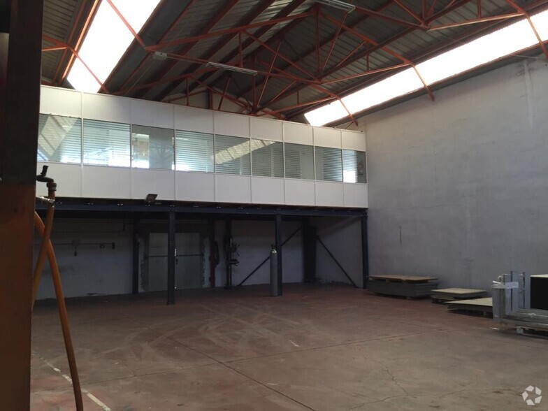 Industriel/Logistique dans Arganda del Rey, Madrid à vendre - Photo de l’immeuble – Image 3 sur 15