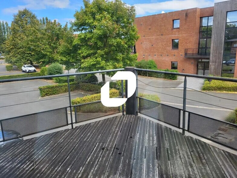 Bureau dans Lezennes à louer - Photo de l’immeuble – Image 3 sur 7