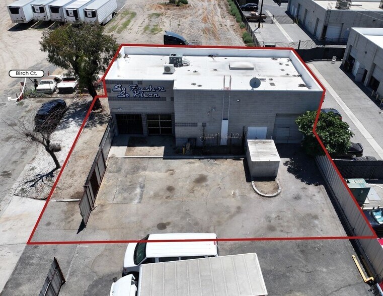 665 Birch Ct, San Bernardino, CA à vendre - Photo de l’immeuble – Image 3 sur 3