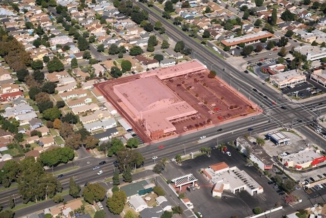 5443-5835 Bellflower Blvd, Lakewood, CA à louer - Photo de l’immeuble – Image 2 sur 4