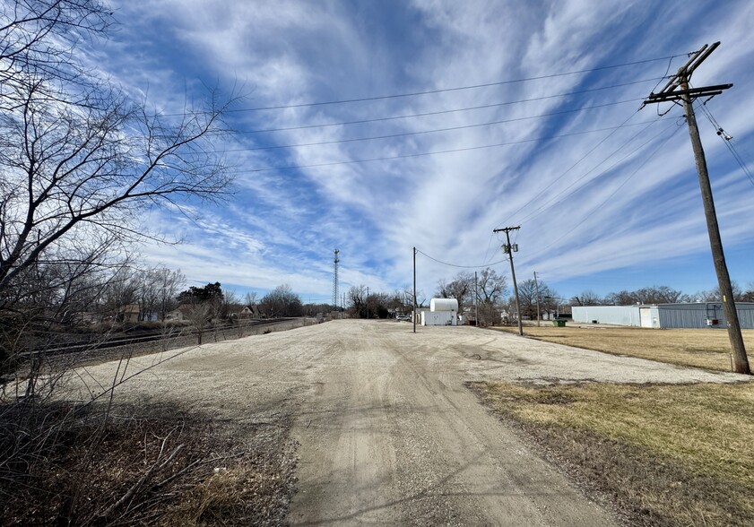 739 Main St, Wellsville, KS à vendre - Autre – Image 3 sur 11