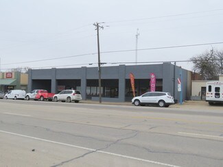 Plus de détails pour 406 Palo Pinto St, Weatherford, TX - Local d'activités à louer