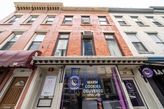 56 Newark St, Hoboken, NJ à louer Photo intérieure– Image 1 sur 12