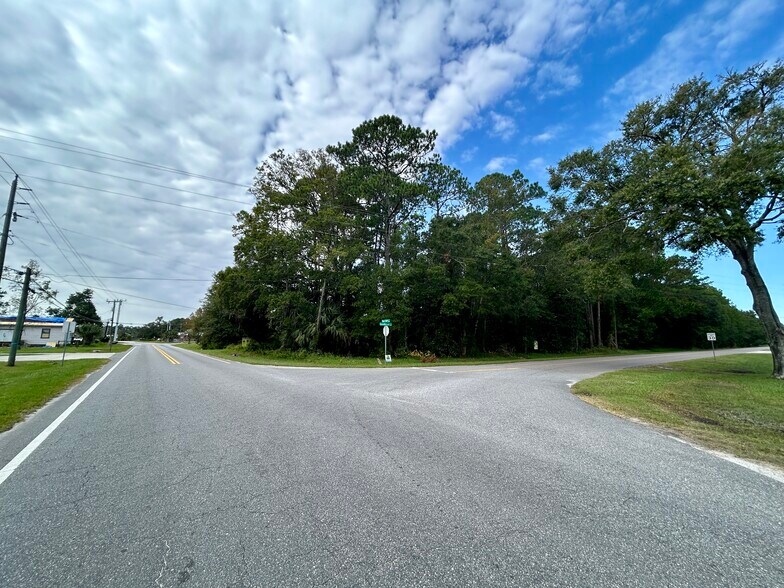 Goodbread Rd, Yulee, FL à vendre - Photo de l’immeuble – Image 1 sur 19