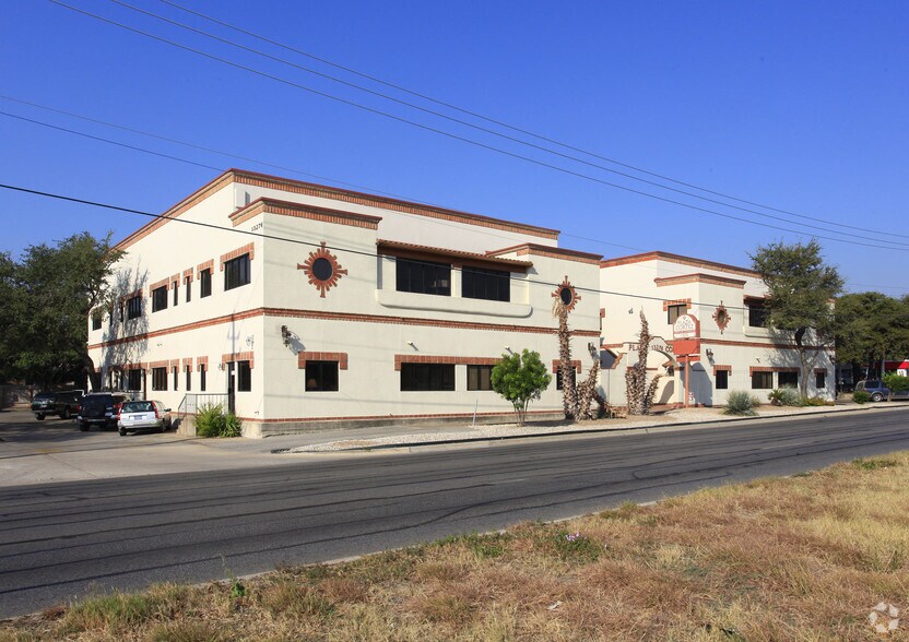 13276 N Highway 183, Austin, TX à louer - Photo de l’immeuble – Image 3 sur 8