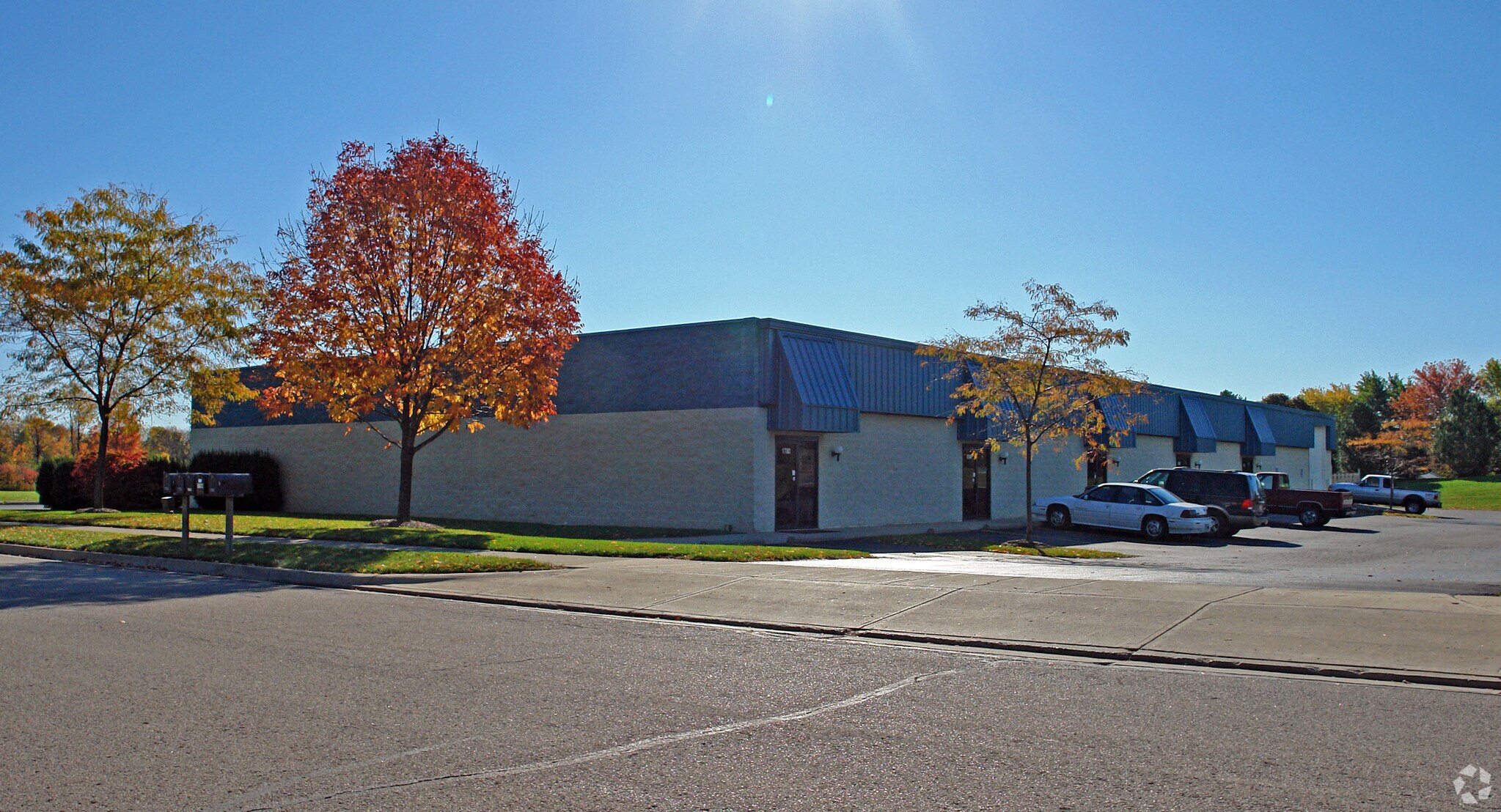 1784-1796 S Metro Pky, Centerville, OH à louer Photo de l’immeuble– Image 1 sur 12