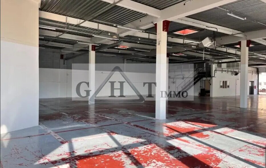 Industriel/Logistique dans Aubervilliers à louer - Photo de l’immeuble – Image 3 sur 3