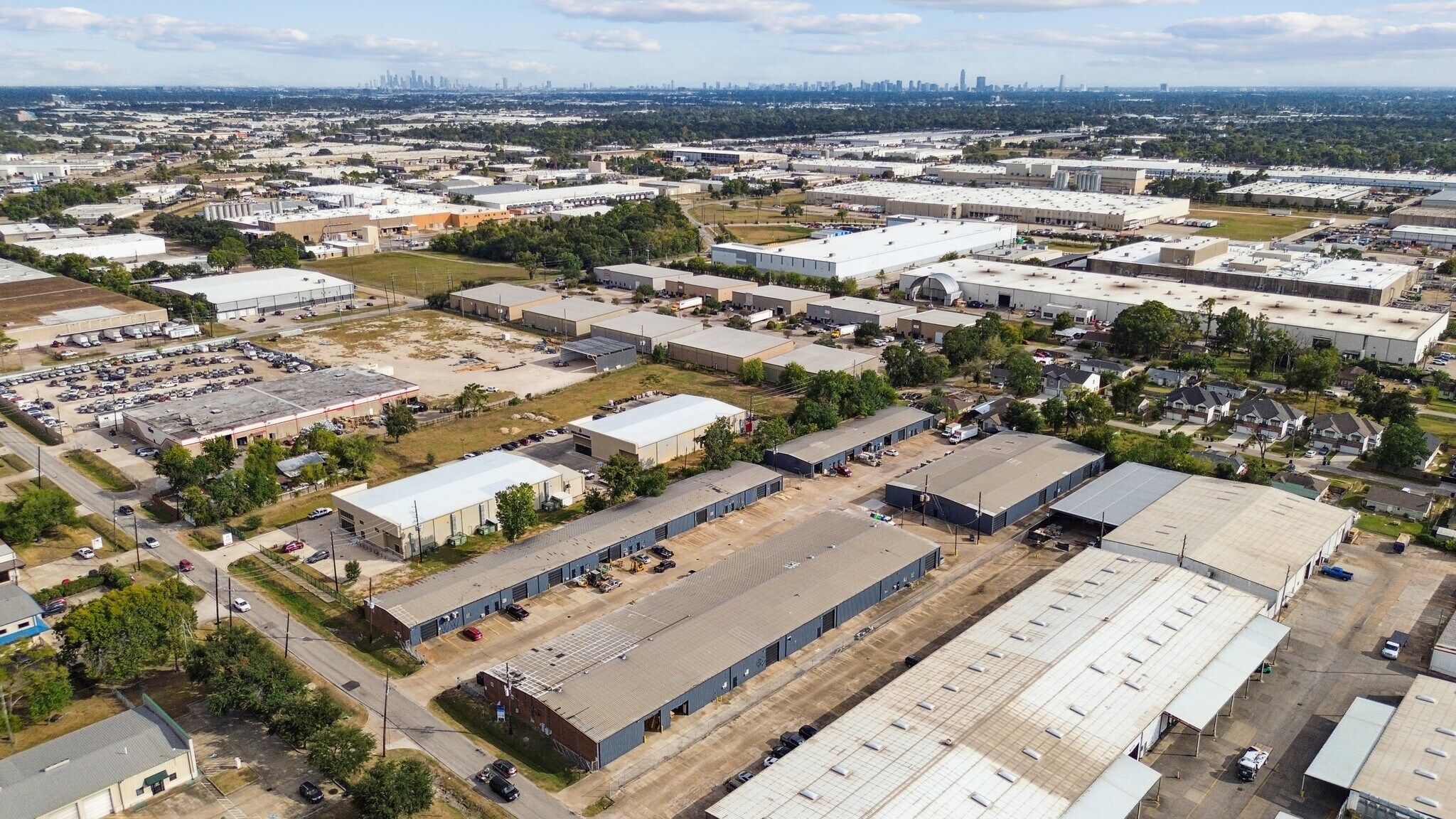 9863 Tanner Rd, Houston, TX à louer Photo principale– Image 1 sur 8