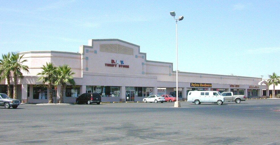1107-1159 E Main St, Mesa, AZ à louer - Photo de l’immeuble – Image 2 sur 6