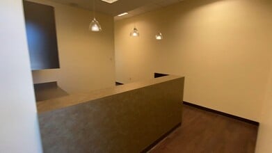 4800 Hedgcoxe Rd, Plano, TX à louer - Vidéo sur l’annonce professionnelle