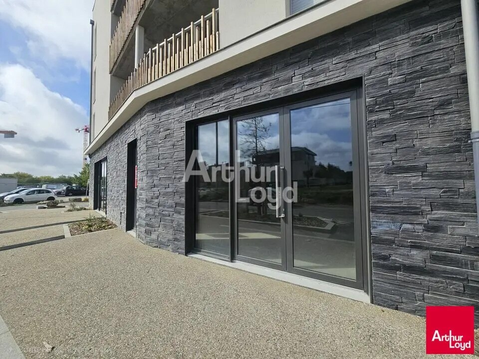 Local commercial dans Avrillé à vendre Photo de l’immeuble– Image 1 sur 2