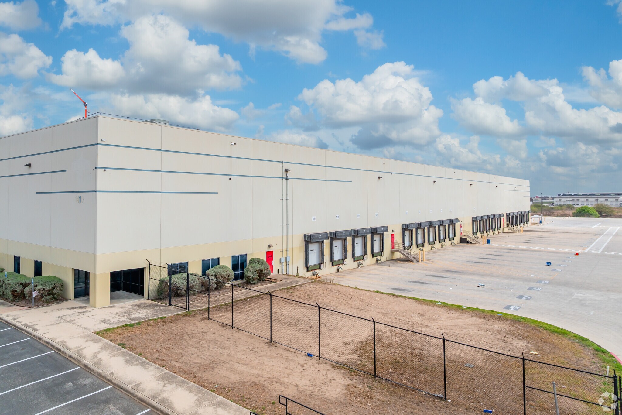 1410 S Callaghan Rd, San Antonio, TX à louer Photo principale– Image 1 sur 10