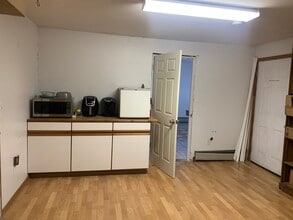 9670 Brewerton Rd, Brewerton, NY à louer Photo intérieure– Image 2 sur 4