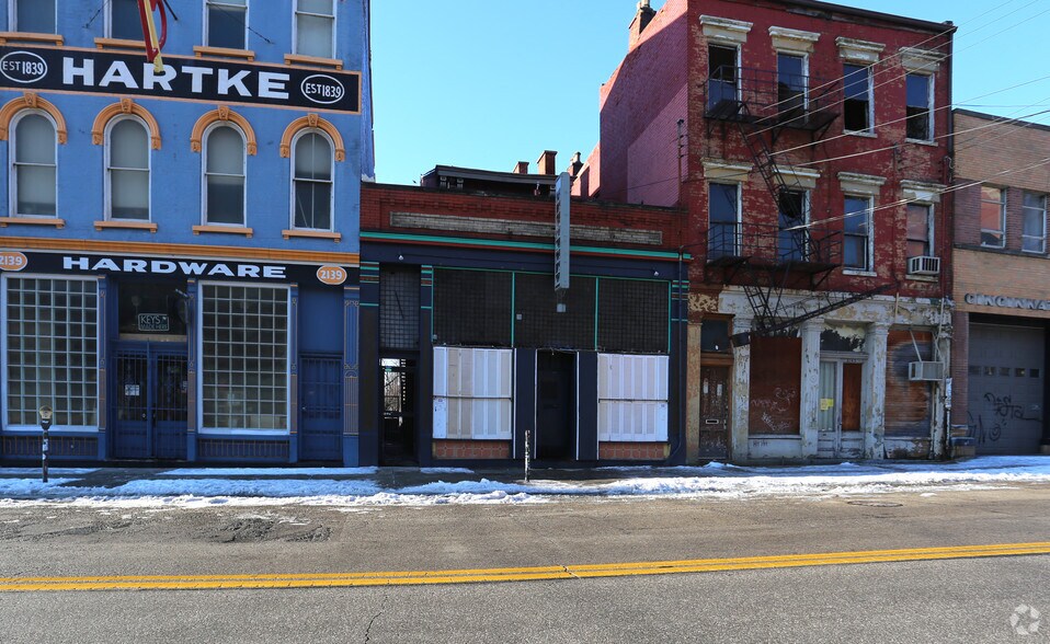 2141 Central Ave, Cincinnati, OH à vendre - Photo principale – Image 1 sur 13