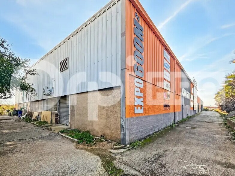 Industriel/Logistique dans Béziers à vendre - Photo de l’immeuble – Image 2 sur 6