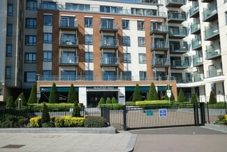 Plus de détails pour Aerodrome Rd, Londres - Local commercial à louer