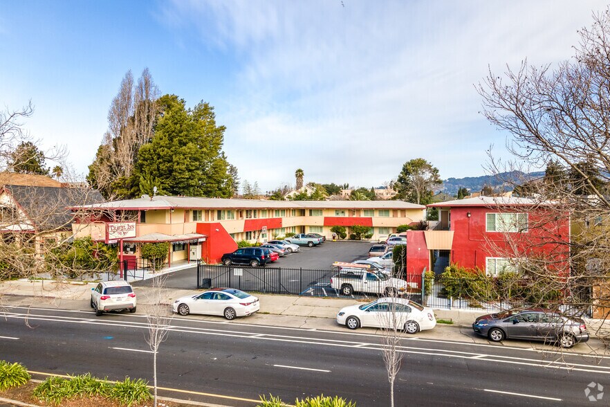 444 W MacArthur Blvd, Oakland, CA à vendre - Photo de l’immeuble – Image 2 sur 5