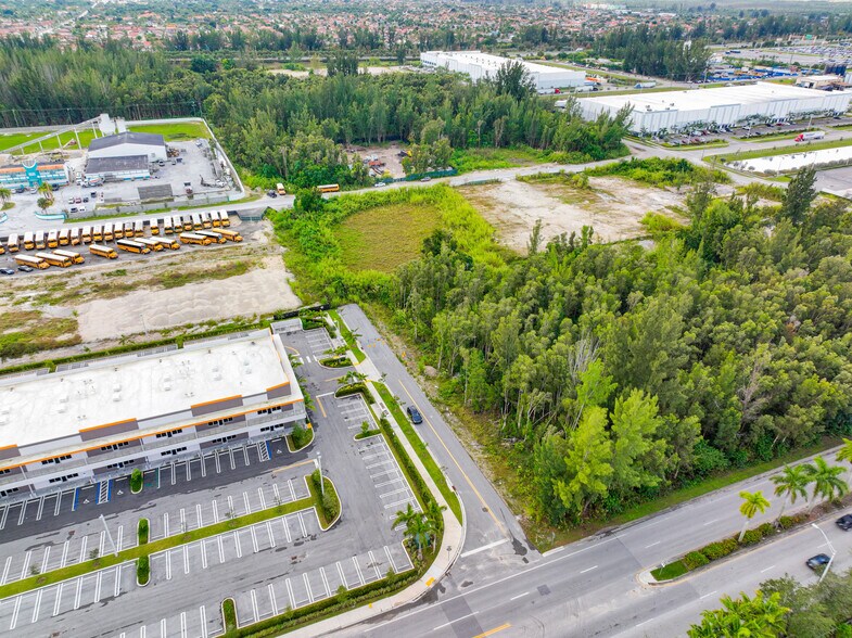 TBD 128th Ave, Sweetwater, FL à vendre - Photo de l’immeuble – Image 3 sur 3