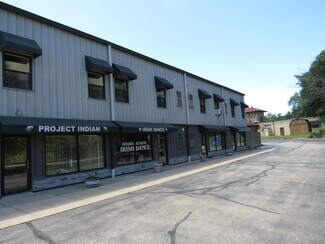Plus de détails pour 113-137 W Wapella St, Minooka, IL - Bureau/Local commercial à louer