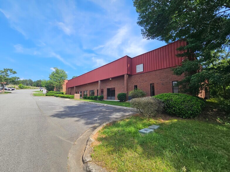 2630 Northgate Ave, Cumming, GA à vendre - Photo de l’immeuble – Image 2 sur 16