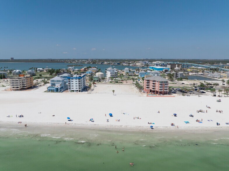 800 Estero Blvd, Fort Myers Beach, FL à vendre - Photo de l’immeuble – Image 3 sur 39