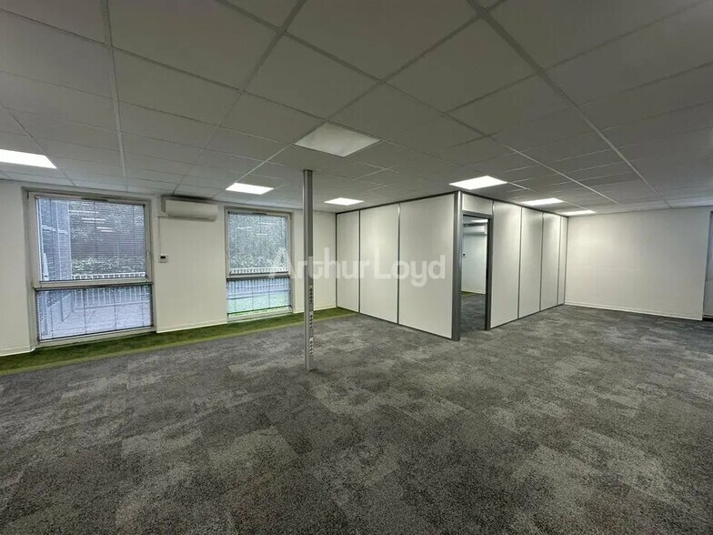 Bureau dans Schiltigheim à louer - Photo de l’immeuble – Image 3 sur 15