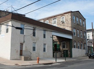 Plus de détails pour 126-128 Leverington Ave, Philadelphia, PA - Local d'activités à louer