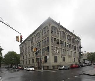 Plus de détails pour 110 Bridge St, Brooklyn, NY - Local commercial à louer