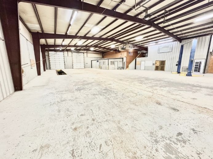 502 NW Highway 270, Woodward, OK à louer - Photo intérieure – Image 2 sur 10