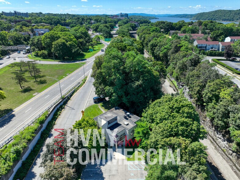 56 Main St, Poughkeepsie, NY à louer - Aérien – Image 2 sur 6