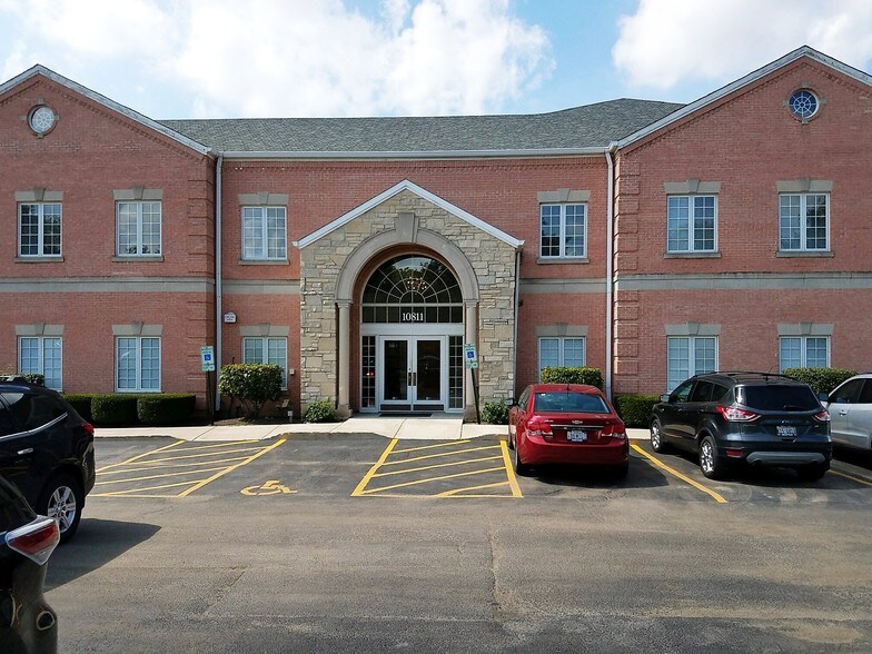 10811 W 143rd St, Orland Park, IL à louer - Photo de l’immeuble – Image 2 sur 10