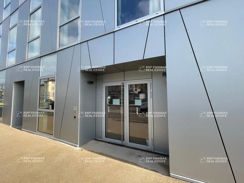 67 Avenue Jean Jaures, Dijon à louer - Photo de l’immeuble – Image 3 sur 16