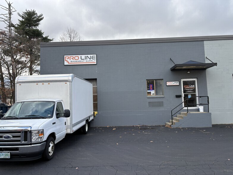 1000 E Industrial Park Dr, Manchester, NH à louer - Photo de l’immeuble – Image 2 sur 15