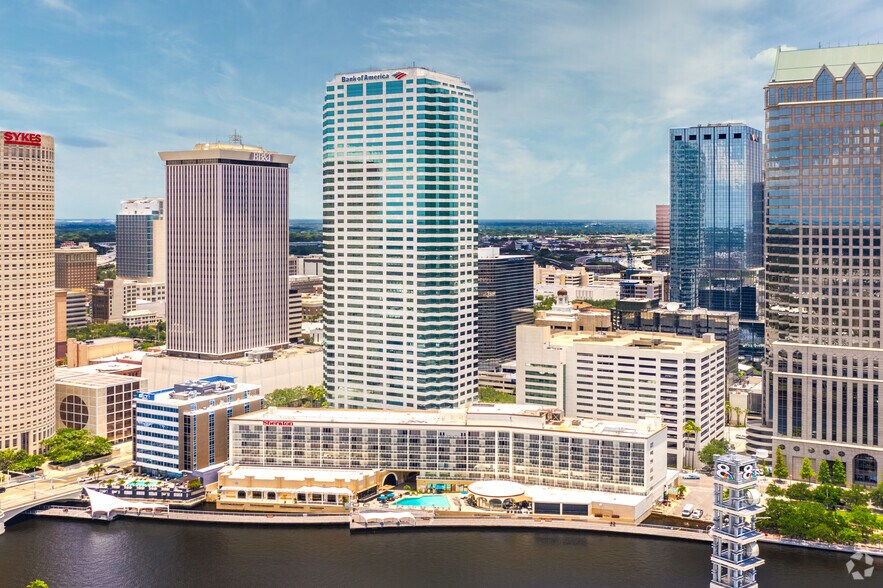 101 E Kennedy Blvd, Tampa, FL à louer - Photo principale – Image 1 sur 46