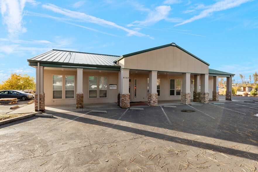 6153 Center St, Paradise, CA à vendre - Photo principale – Image 1 sur 11